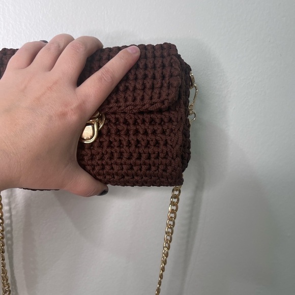 Crochet Bag Crossbody Chocolate Brown Gold Hardware Mini Handmade in USA - Picture 6 of 6